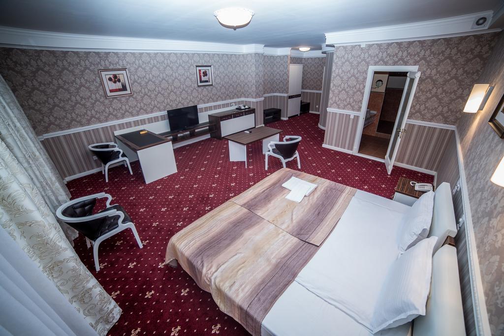 Hotel Orto Asia Oš Esterno foto